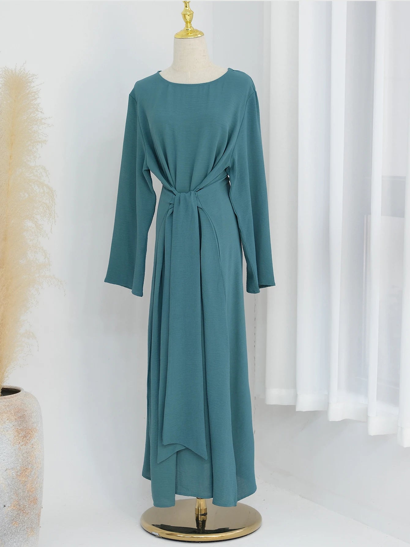2025 Fashion Dubai Solid Belt Long Dresses For Muslim Woman Elegant Casual Marocain Islam Saudi Plain Caftan Turkish Clothing